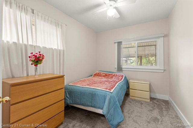 1976 Cabot Street, Detroit, MI 48209