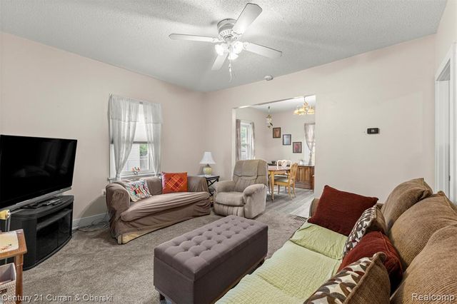 1976 Cabot Street, Detroit, MI 48209