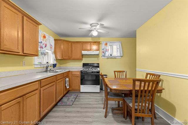 1976 Cabot Street, Detroit, MI 48209