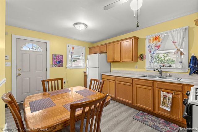 1976 Cabot Street, Detroit, MI 48209