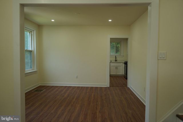 140 S KESWICK AVE, Glenside, PA 19038