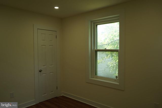 140 S KESWICK AVE, Glenside, PA 19038