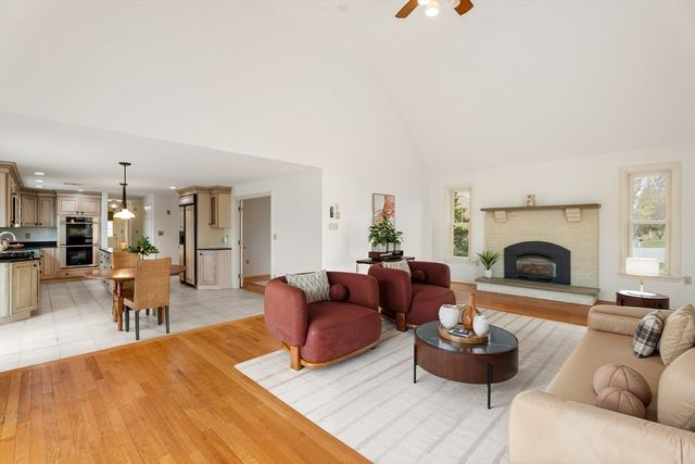 16 Merrimack River Rd, Groveland, MA 01834