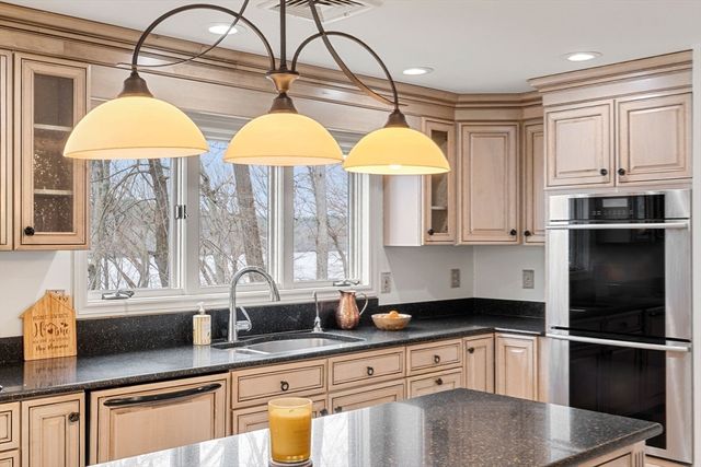 16 Merrimack River Rd, Groveland, MA 01834