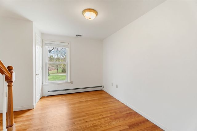 16 Merrimack River Rd, Groveland, MA 01834