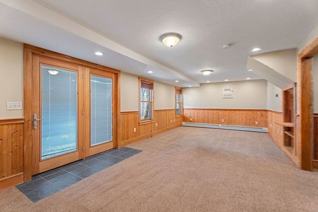 16 Merrimack River Rd, Groveland, MA 01834