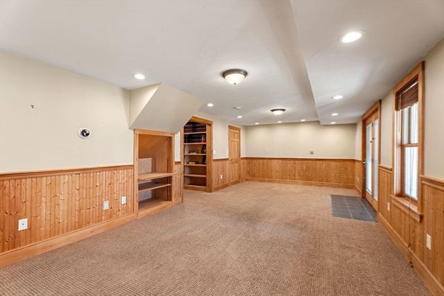 16 Merrimack River Rd, Groveland, MA 01834
