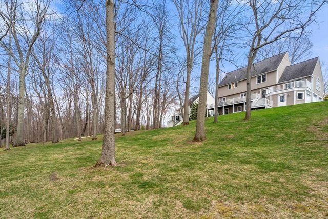 16 Merrimack River Rd, Groveland, MA 01834