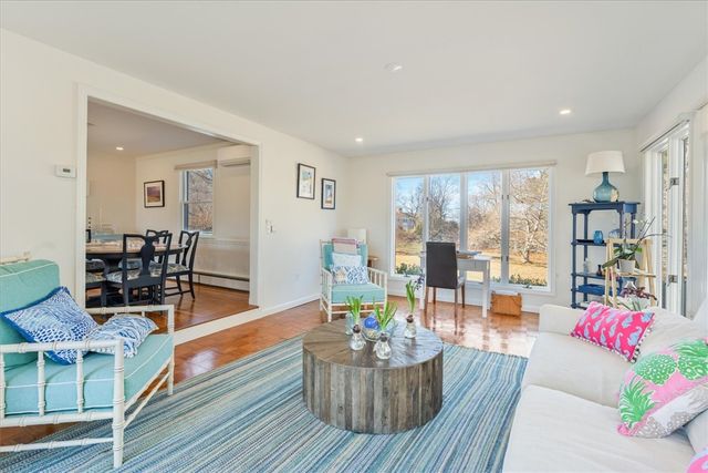 98 Hargraves Drive, Portsmouth, RI 02871