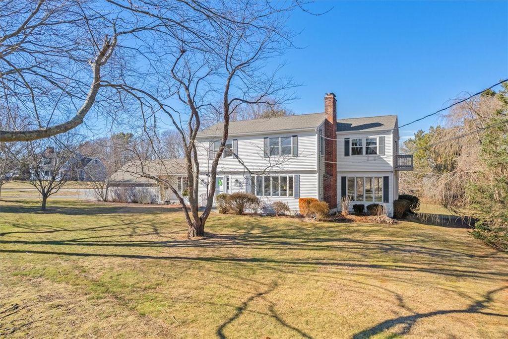 98 Hargraves Drive, Portsmouth, RI 02871