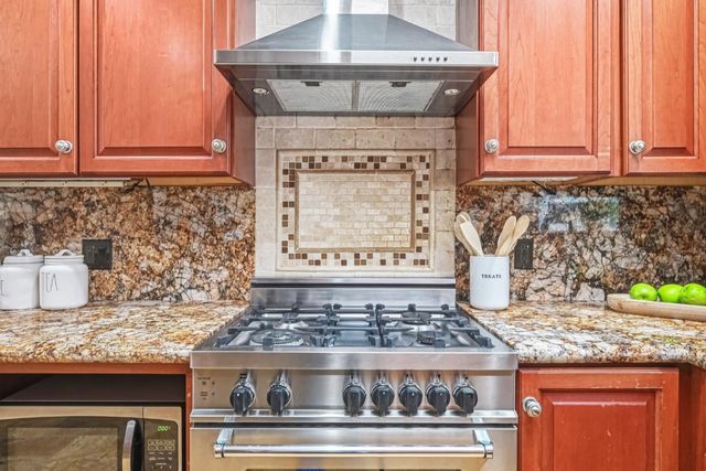 3202 E Laurel Creek Road, Belmont, CA 94002