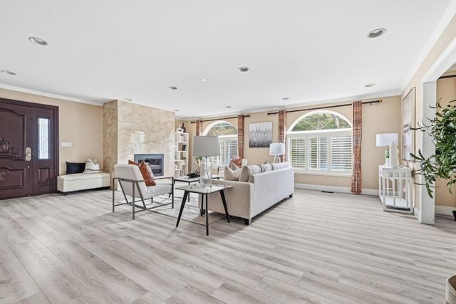 3202 E Laurel Creek Road, Belmont, CA 94002