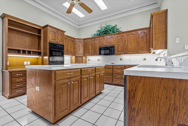 4923 Hallye Ln, Tyler, TX 75703