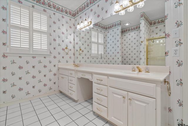 4923 Hallye Ln, Tyler, TX 75703