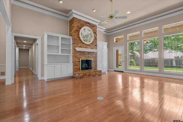 4923 Hallye Ln, Tyler, TX 75703