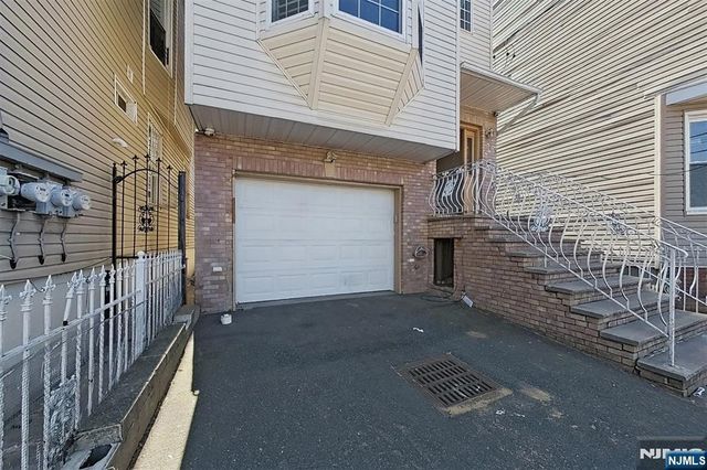 78 Beverly Street, Newark, NJ 07108