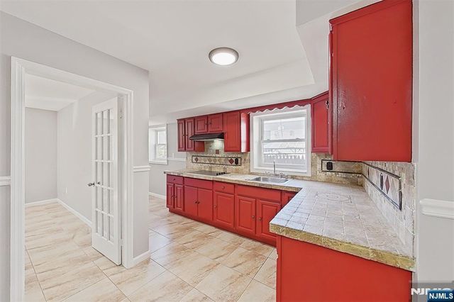 78 Beverly Street, Newark, NJ 07108