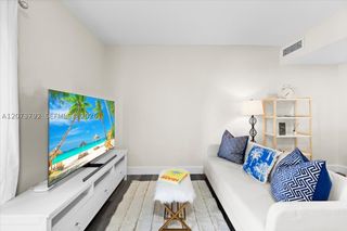 435 21st St 111, Miami Beach, FL 33139