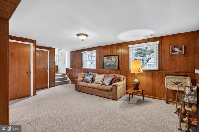 366 CLEVELAND AVE, West Berlin, NJ 08091
