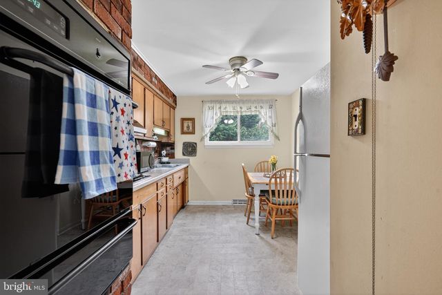 366 CLEVELAND AVE, West Berlin, NJ 08091