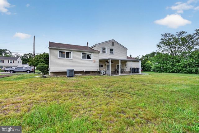 366 CLEVELAND AVE, West Berlin, NJ 08091