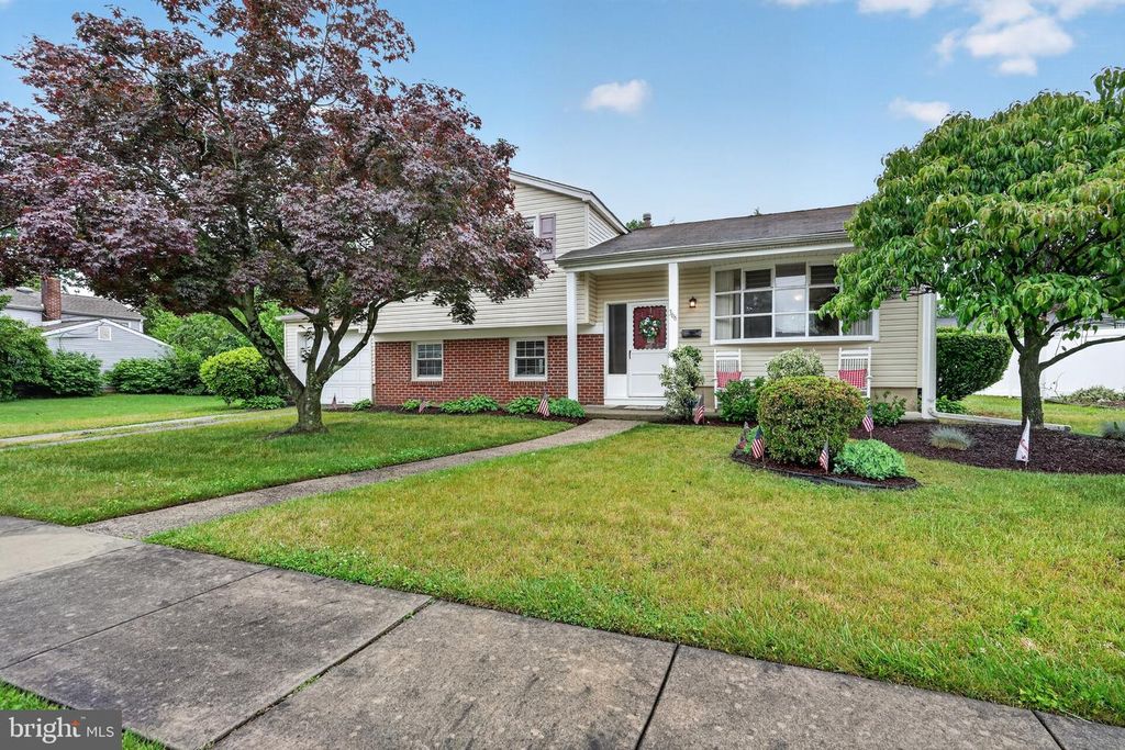 366 CLEVELAND AVE, West Berlin, NJ 08091
