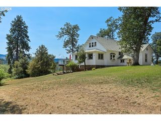 2915 FIR MOUNTAIN Rd, Hood River, OR 97031