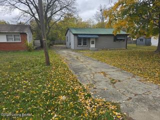9304 New Maple Rd, Louisville, KY 40229