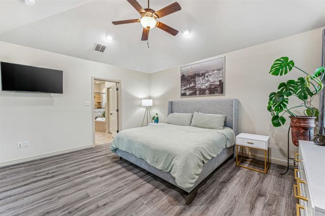 311 Paddle Boat Drive, Granbury, TX 76049