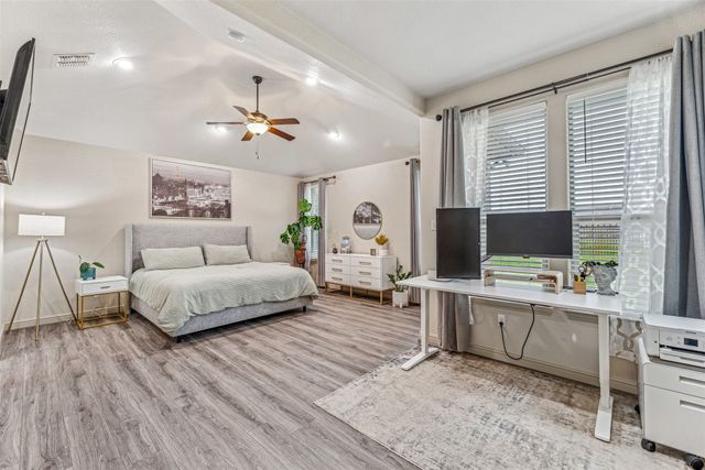 311 Paddle Boat Drive, Granbury, TX 76049