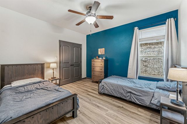 311 Paddle Boat Drive, Granbury, TX 76049