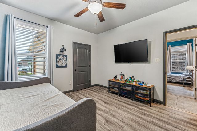 311 Paddle Boat Drive, Granbury, TX 76049