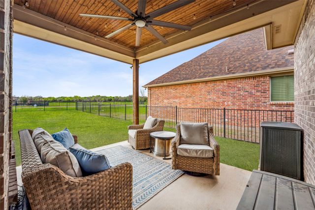 311 Paddle Boat Drive, Granbury, TX 76049