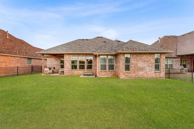 311 Paddle Boat Drive, Granbury, TX 76049