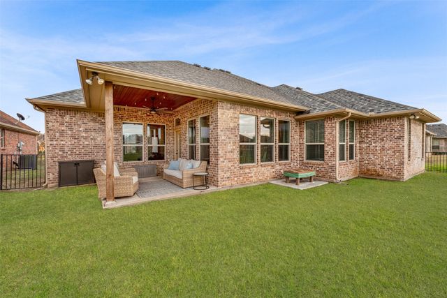 311 Paddle Boat Drive, Granbury, TX 76049