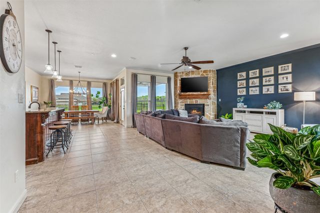 311 Paddle Boat Drive, Granbury, TX 76049