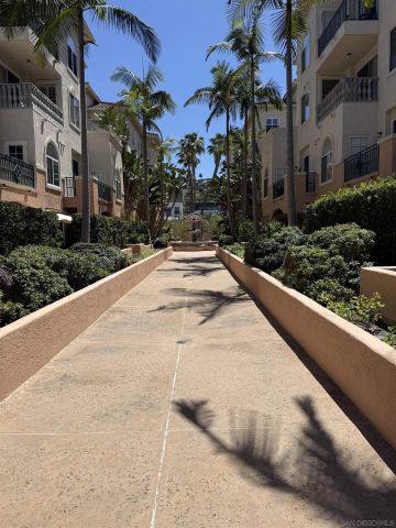 680 Camino De La Reina 2201, San Diego, CA 92108