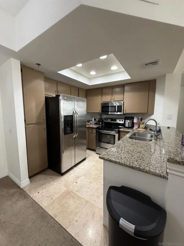 680 Camino De La Reina 2201, San Diego, CA 92108