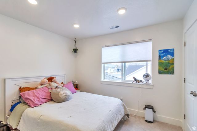 5417 W 3850 S, Hooper, UT 84315