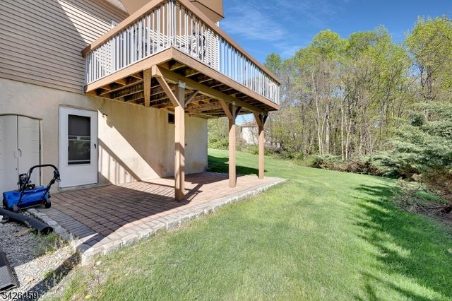 11 Edgefield Dr, Parsippany-troy Hills Twp., NJ 07950