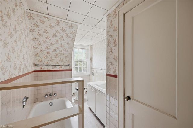 913 I Street, North Wilkesboro, NC 28659