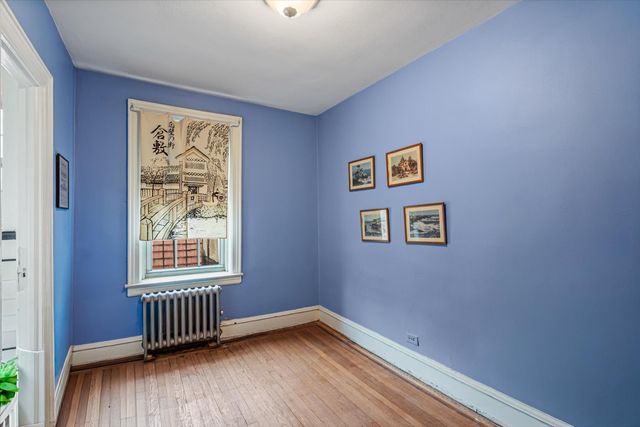 150 Burns St Apt 6H, New York City, NY 11375