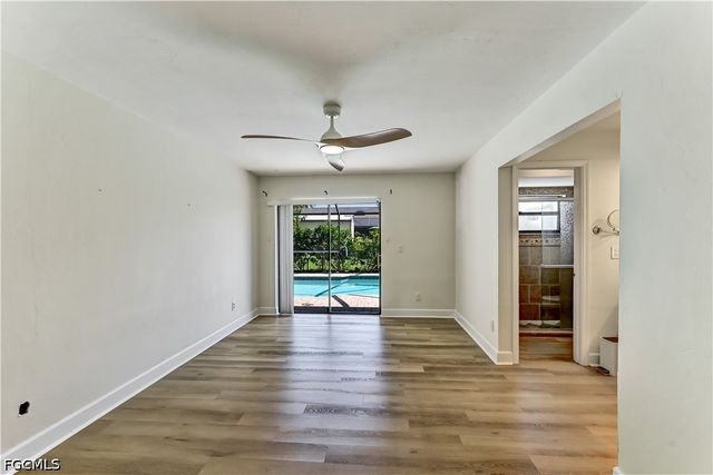 905 SW 52nd ST, Cape Coral, FL 33914
