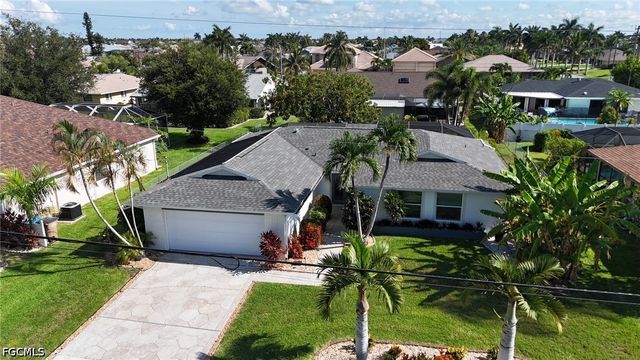 905 SW 52nd ST, Cape Coral, FL 33914
