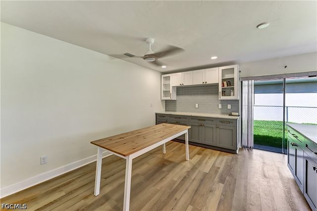 905 SW 52nd ST, Cape Coral, FL 33914