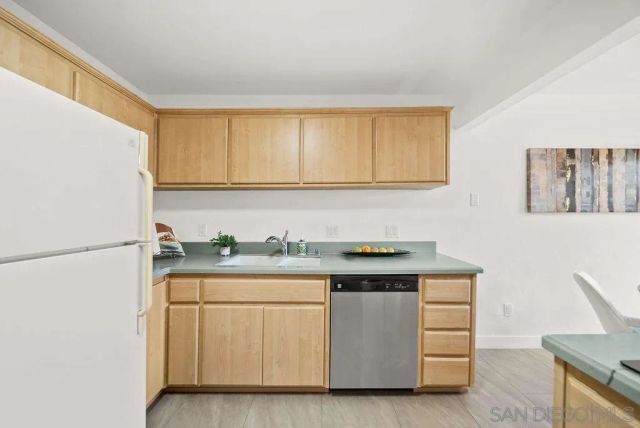 1250 E Madison Ave C, El Cajon, CA 92021