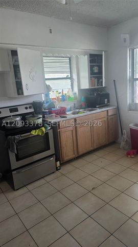 11351 NW 11th Ave, Miami, FL 33168