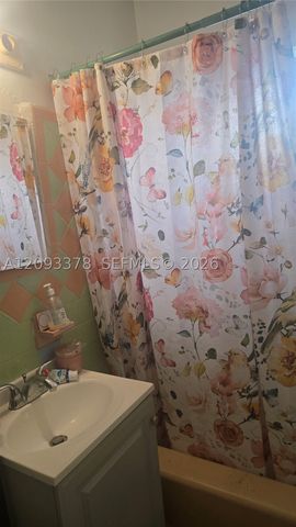 11351 NW 11th Ave, Miami, FL 33168