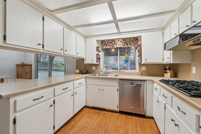 1208 Cedar Ridge Road, Edmond, OK 73013