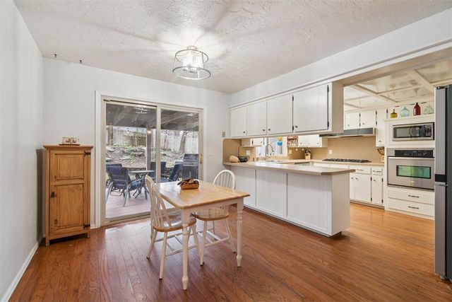 1208 Cedar Ridge Road, Edmond, OK 73013